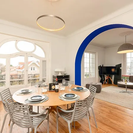 Misva Keyweek Architect-designed Flat In With Garden アパート ビアリッツ