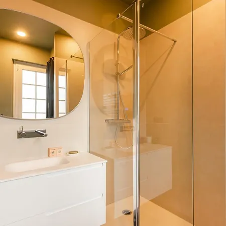 Misva Keyweek Architect-designed Flat In With Garden Apartman