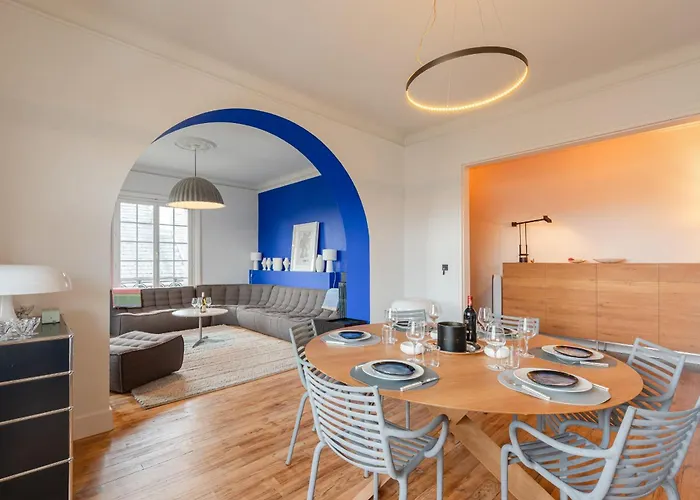 Misva Keyweek Architect-designed Flat In With Garden * ビアリッツ