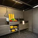 Misva Keyweek Architect-designed Flat In With Garden
